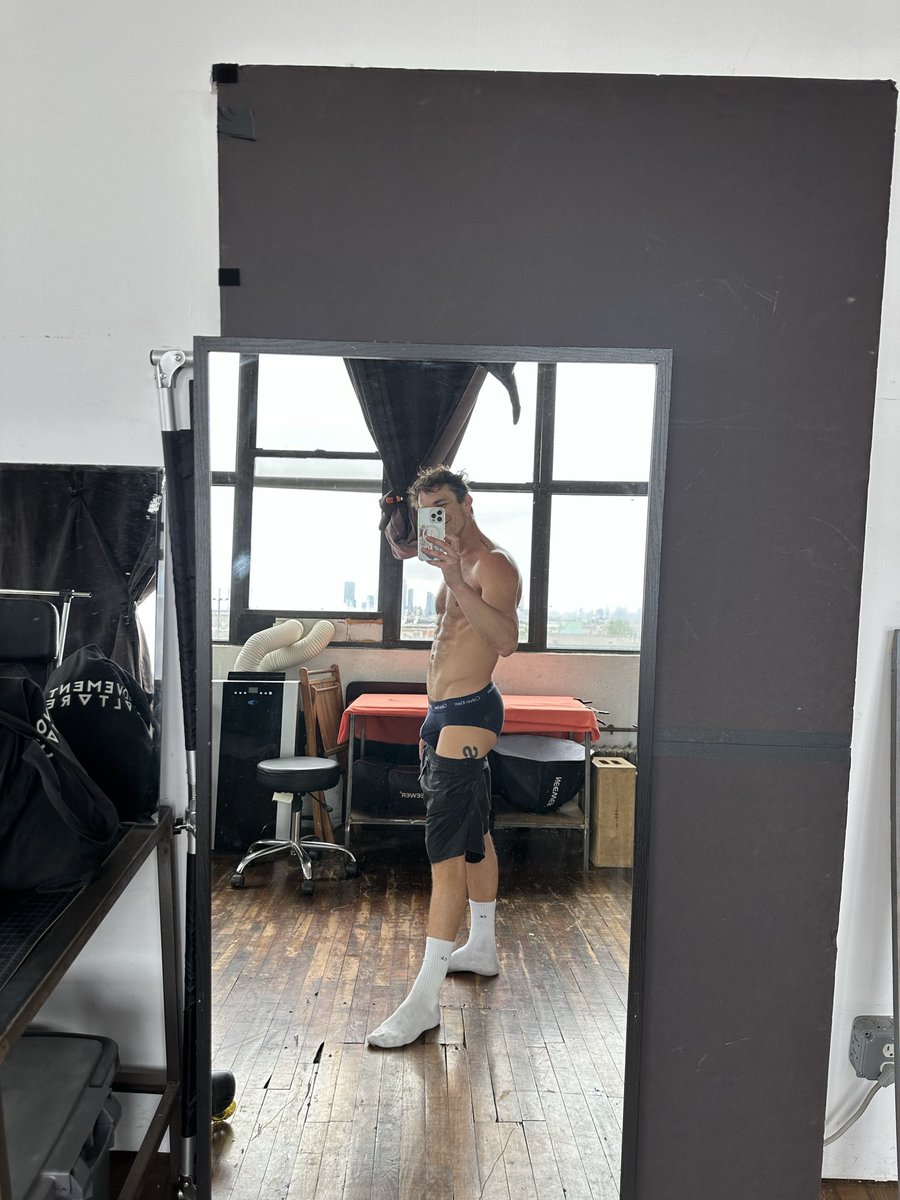 rosscollab tweet media