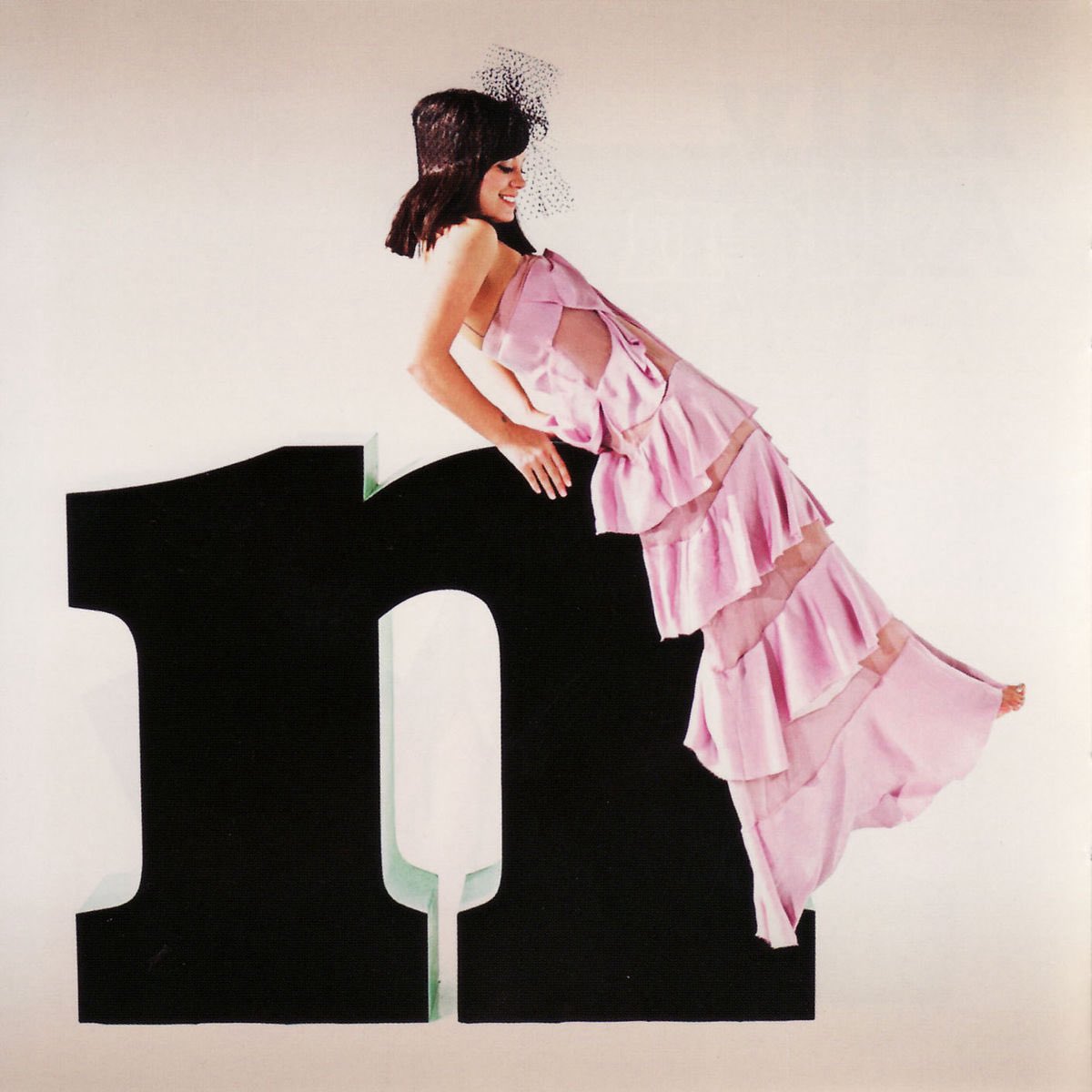 17 years of “It’s Not Me, It’s You”

The album became Lily’s first album to hit #1 in the UK and also reached #5 in the US. It has amassed over 1 billion streams on Spotify alone and contains the #1 smash single ‘The Fear’ and top 5 hit “Not Fair”.