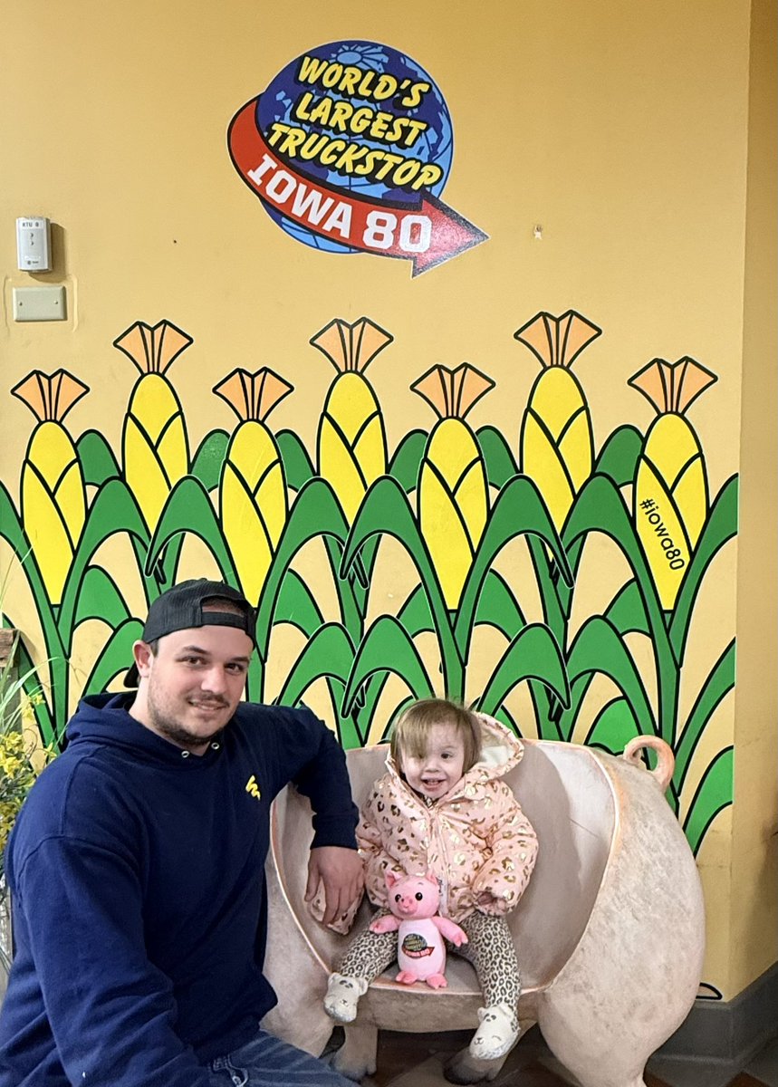 Kinsley got to check out the World’s Largest Truckstop last night heading to the <a href="/chaser_summit/">NSCS - National Storm Chaser Summit</a>!
