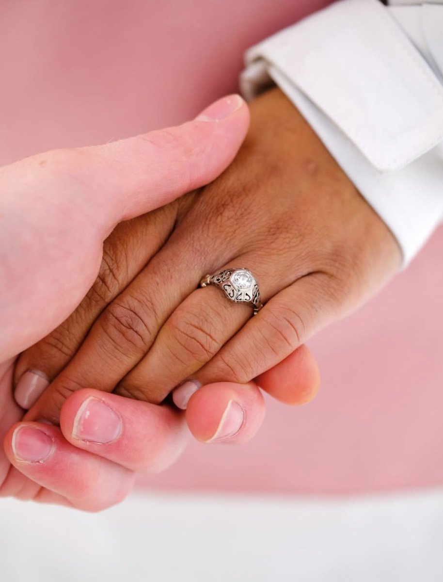 swirl_bwwm's tweet image. Sean and Corine🤴🏼👸🏾We met 3 years ago in jiu jitsu but we remained friends for a year until we started to hang out a lot more. We then have been inseparable. We have been together for 2 years. I said YES!!!!💍
#proposal #shesaidyes #interracial #interracialdating #swirl #love