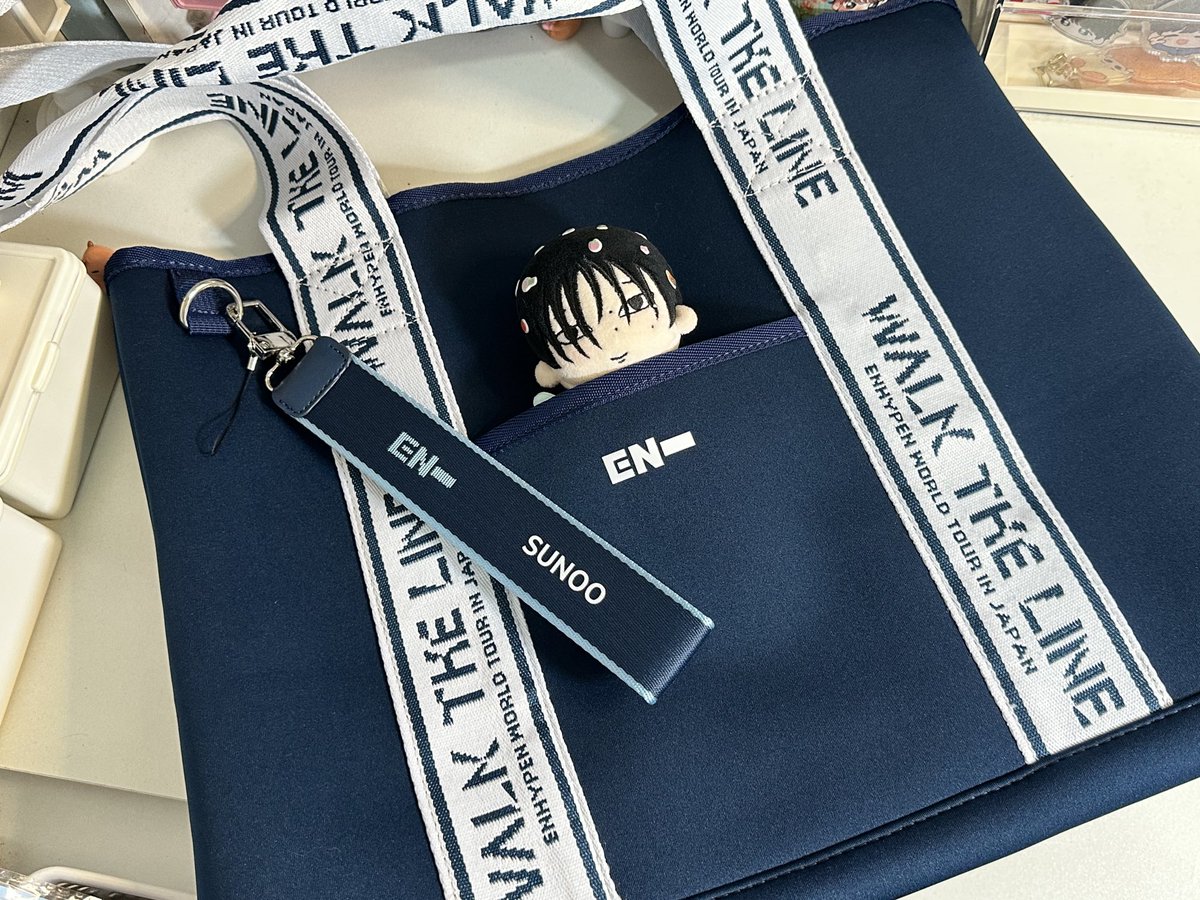 ddeonoonu's tweet photo. ๐ #mailsforsammy
got the goods from black friday sale! tysm @23Hoonie_cart ๐ซถ๐ปโจ
#genefeedbacks https://t.co/IJ1bqxAAqQ