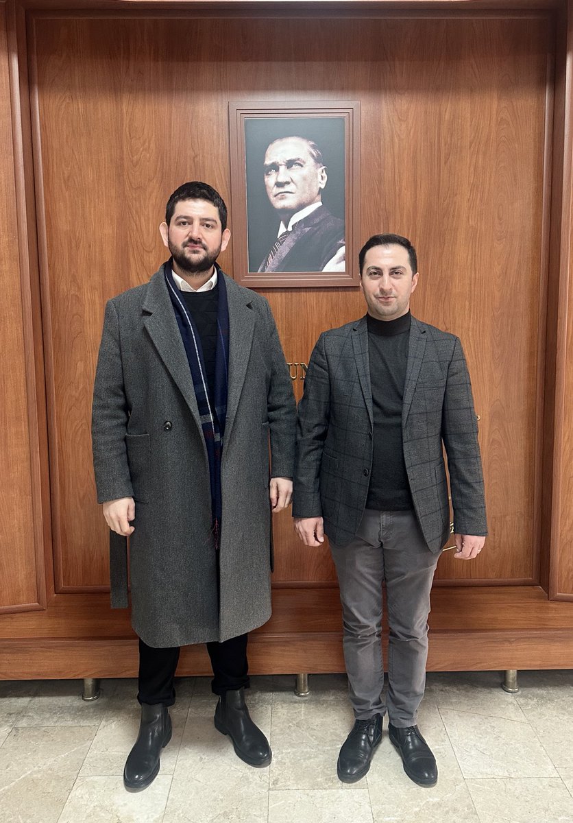 İsmail Gaspıralı Dış Politika Enstitüsü Başkan Yardımcısı, HBV Üniversitesi Uluslararası İlişkiler Bölüm Bşk. Yardımcısı Kıymetli Dr. Kadir Ertaç Çelik (<a href="/clkertac/">Kadir Ertaç Çelik</a> ) Hocam ile hasbihal edip Küresel ve Bölgesel meseleleri Türk’ün gözünden samimi ve isabetli bir şekilde