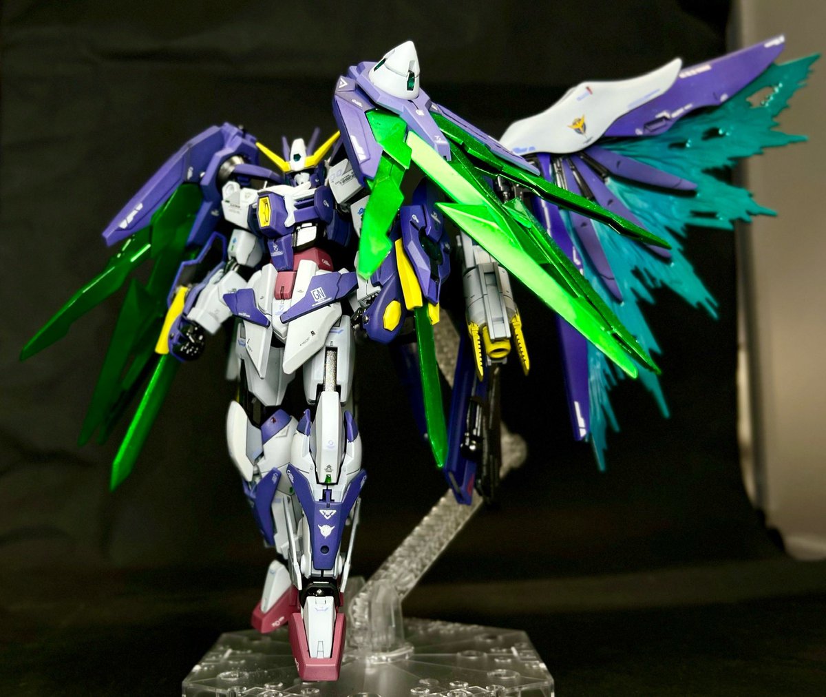 Keine_Love_'s tweet photo. ダブルオー×AGE2マグナム
ダブルオー×デスティニー
＃ガンプラ https://t.co/peEF2MjZI8