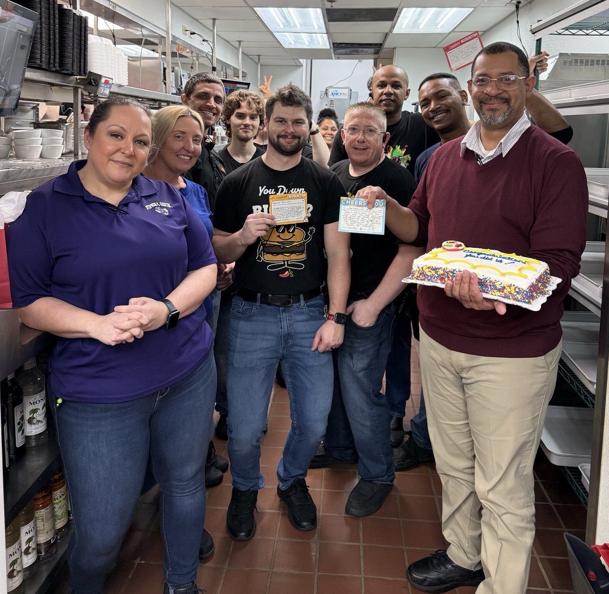 LeeroyBarfield's tweet image. 🥳 Congratulations to Brandon for completing his MID validation! He’s now the newest manager for Team Nacogdoches 🌶️❤️ #ChilisLove
