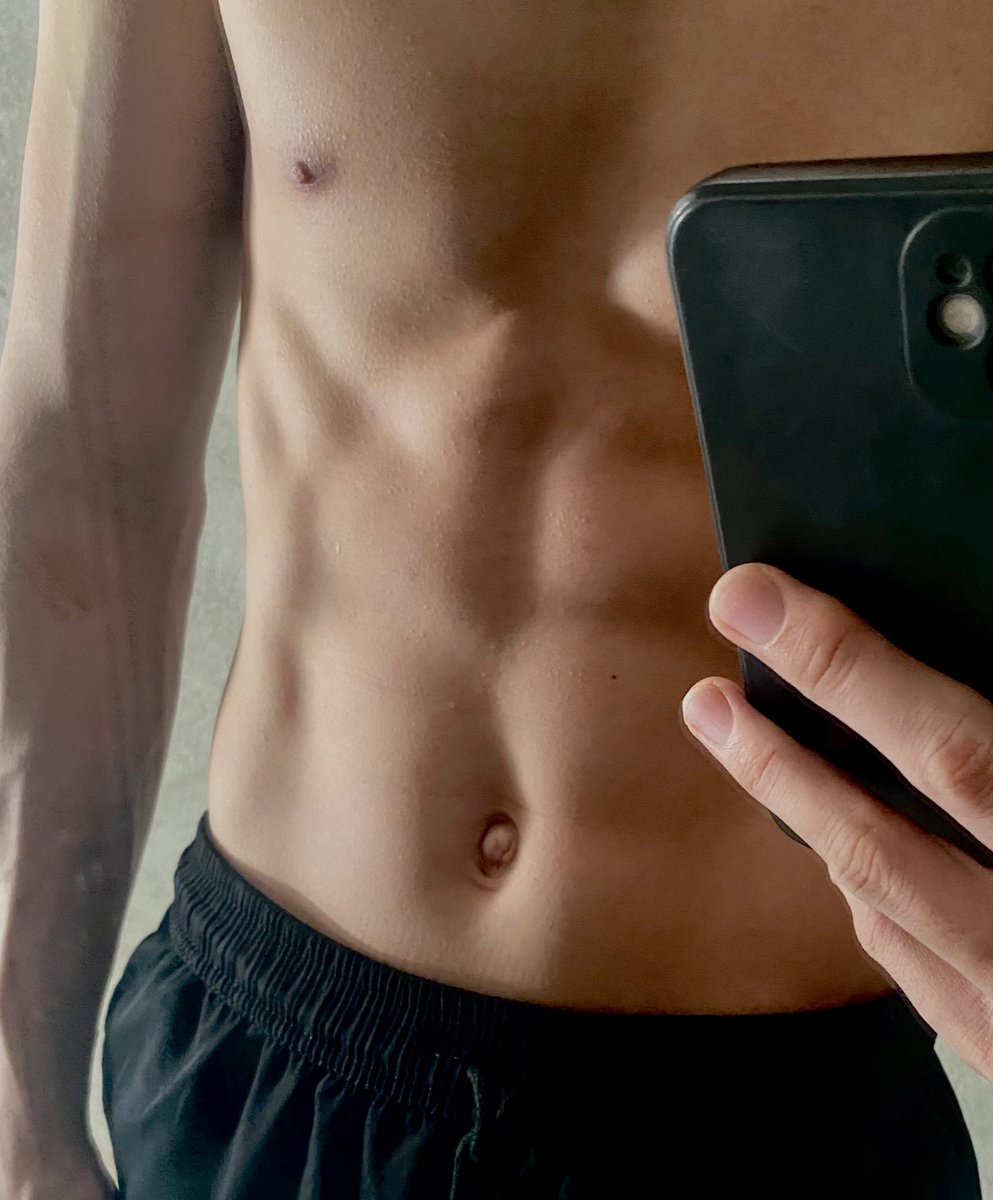 điệng 1 tú tweet media