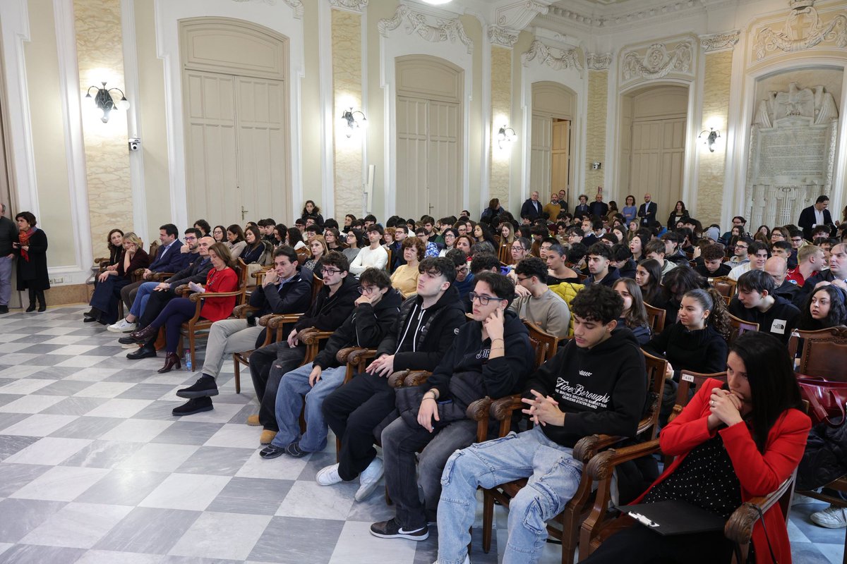 unimessina's tweet photo. Inaugurata la terza edizione di STEM by UniME
https://t.co/ocual6rCaI https://t.co/ogpgIS1GAl