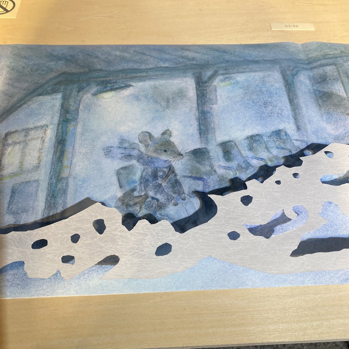 g____cm41's tweet photo. 4枚目の方、生活している🐭を時間軸で描いてる方だったんだけど、とても好きだったのに時間なさすぎて全然見れなかったから悲しい　1枚目のバス待ってる？姿とか愛おしすぎじゃん https://t.co/KtmRlRim4N