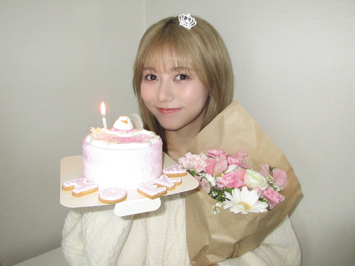 鈴木 萌花 (@amefura_moeka) / Posts / X