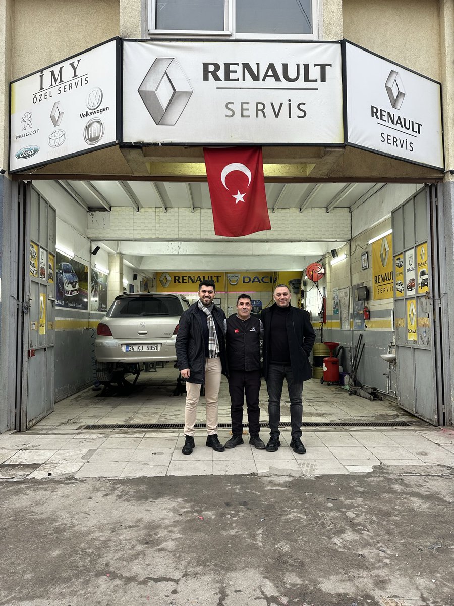 Zafer Partisi Çatalca İlçe Başkanlığı olarak, teşkilat üyemiz Sayın İbrahim Hakkı Tosun’u dükkanında ziyaret ettik.

Misafirperverliği ve hoş sohbeti için kendisine teşekkür ederiz. Esnafımızın derdiyle dertlenmeye, her daim yanlarında olmaya devam ediyoruz. 

#ZaferPartisi