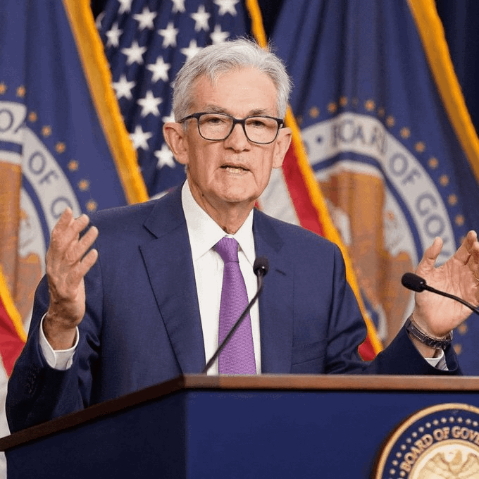 🚨 BREAKING:

🇺🇸 FED PRESIDENT WILL MAKE AN "URGENT" ANNOUNCEMENT AT 6:30 PM TODAY

INSIDERS REPORT HE WILL ADDRESS RECENT MARKET CRASH

ALL EYES ON FED TODAY!!