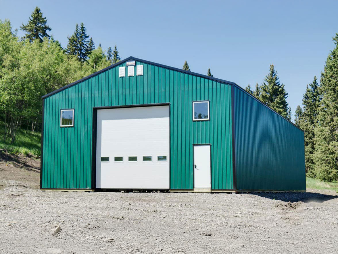 integritypost's tweet image. Finished in Melchers Green, these Integrity buildings feature a colour that offers unique elegance. This eye-catching shade effortlessly blends into natural surroundings while simultaneously providing a distinct and sophisticated look.
#MelchersGreen #CustomColours