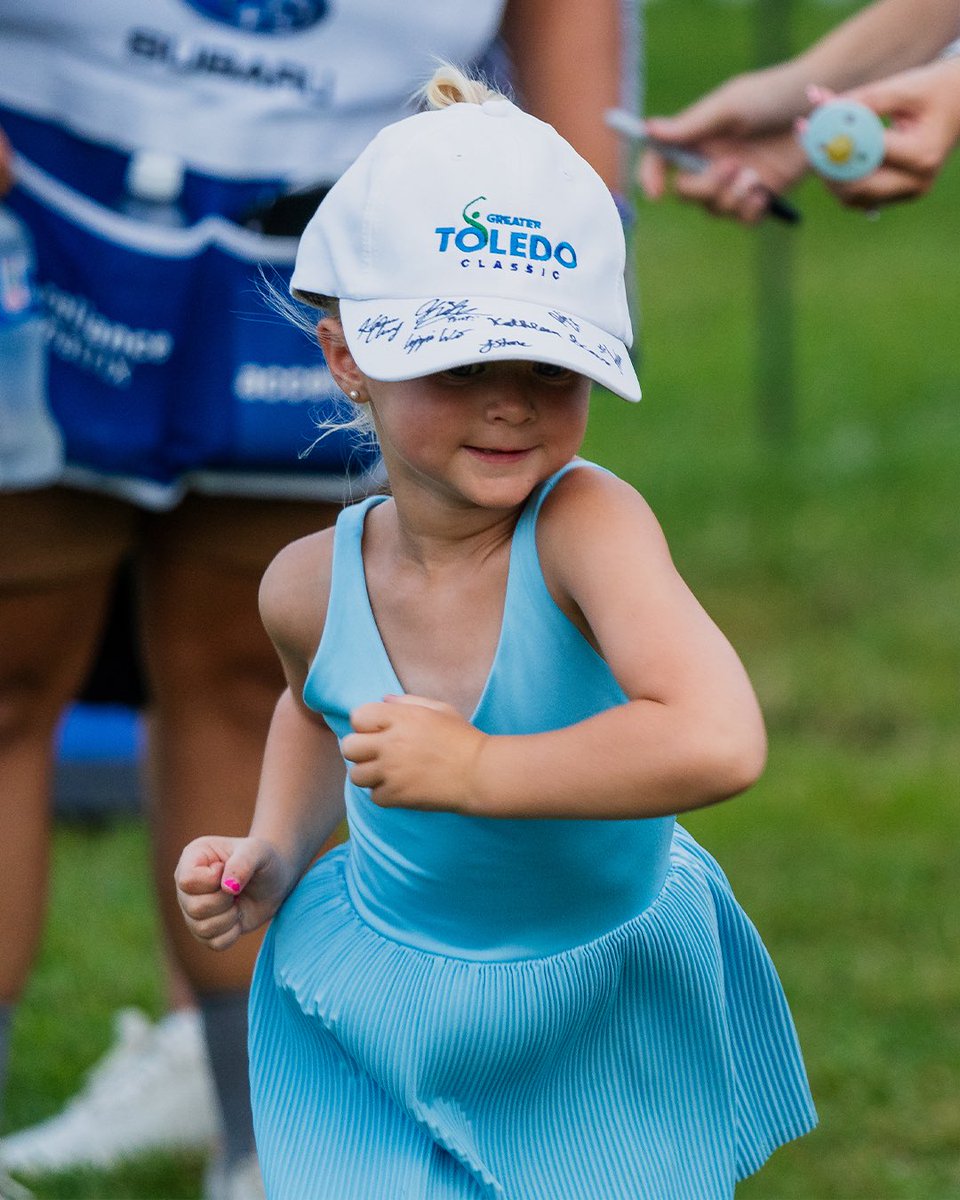 EpsonTour's tweet photo. Celebrating the accomplishments and elevation of girls and women in sports every day, but especially today 💕

On #NGWSD we honor the impact of those who paved the way and commit to supporting the girls and women shaping the future of this amazing sport 🏌️‍♀️ https://t.co/aGuIFtKMLX