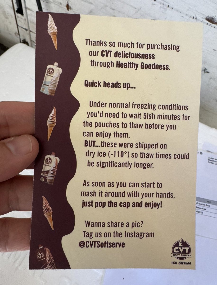 CVTSoftServe's tweet image. Did you know you can gift our no-mess soft serve ice cream to anyone? Yep. It's true. The lovely folks at @doordash have a gifting option on their app, or you can head on over to HealthyGoodness.com and have CVT shipped anywhere in the US. #TheMoreYouKnow🌈