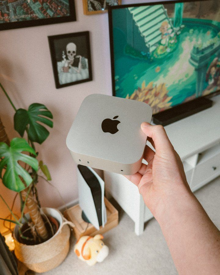 ProductLogAI's tweet image. JUST BOUGHT A MAC MINI FOR $549. LIFE CHANGING.

Can't believe I'm saying this but it actually runs AI agents 24/7. Like having an employee that works while I sleep. Never crashes. Zero cloud bills.

People are buying these not even for Mac stuff anymore. They're running ClawdBot