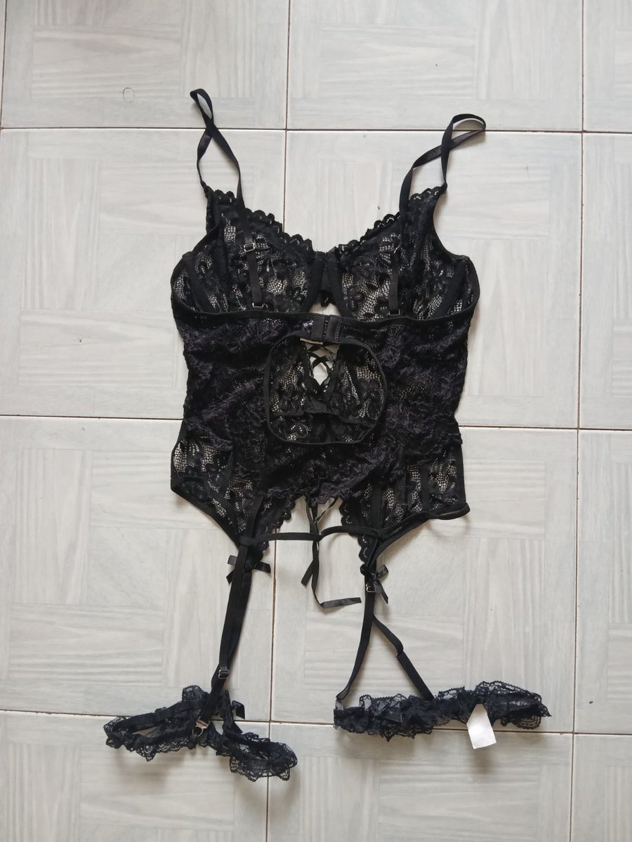 untamedgl's tweet photo. Blach garter #lingerie set https://t.co/WXpLqNpmIb
