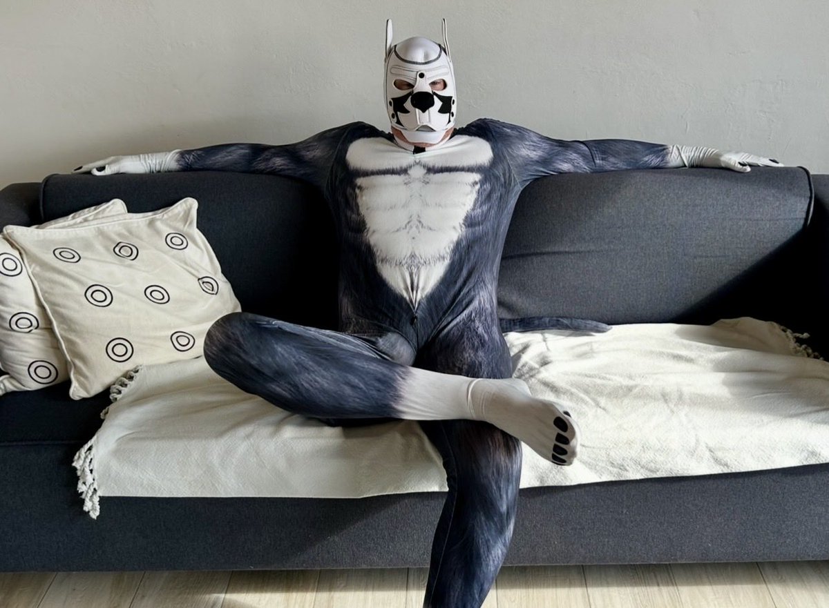 Thinking about all the good boys 😇 who deserve to be humped today…And the bad boys. 😈 #Gay #Daddy #Porn #HumpDay #PupPlay #BDSM