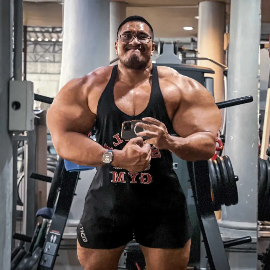 V Morphs tweet media