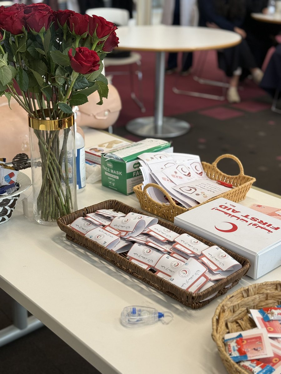 𝙵𝙰𝚁𝙰𝙷 tweet media