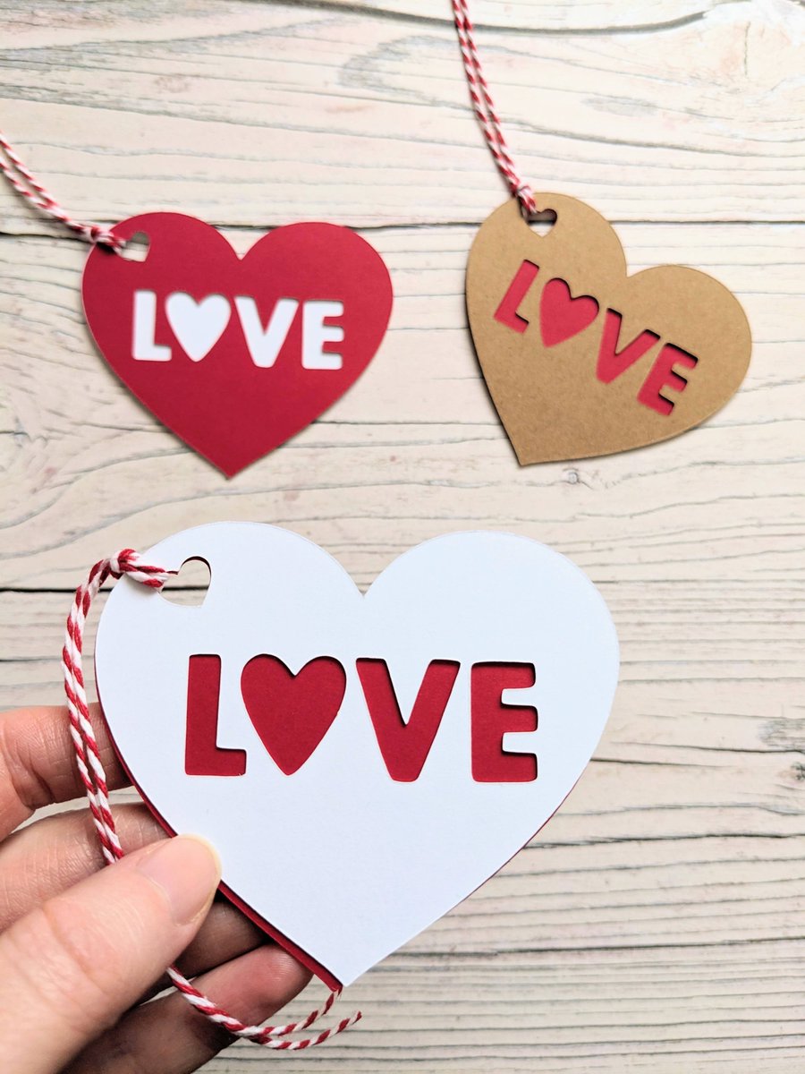 Hannah Emans🌻 tweet media