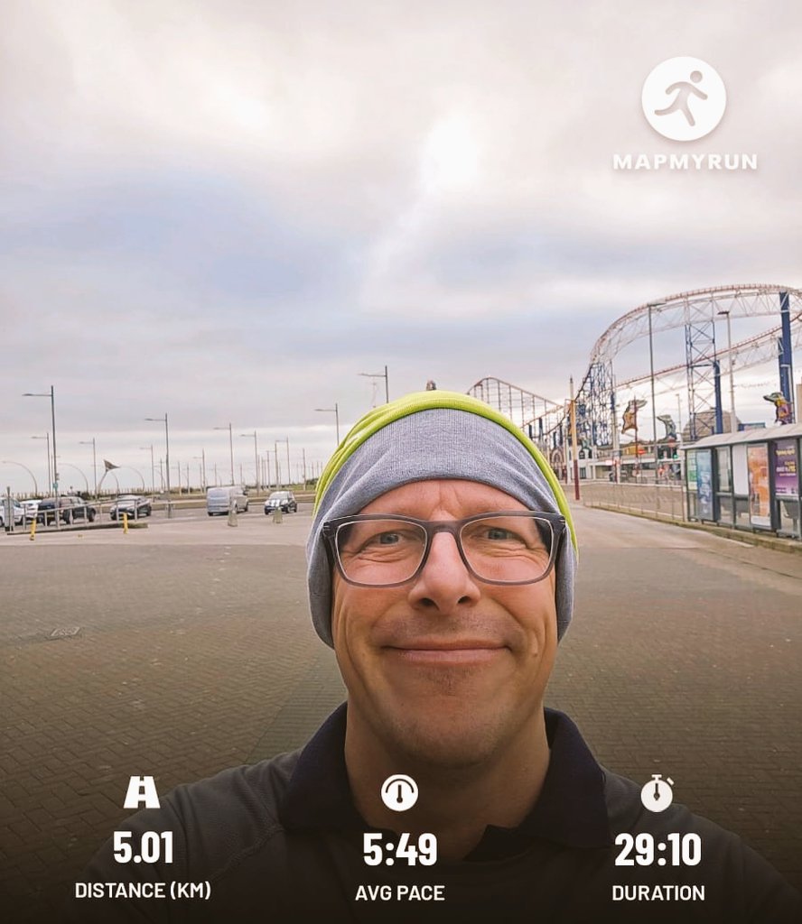 MrAndyFox's tweet photo. @GingerWildheart @YouTube A quick 5k, companioned by "Acoustic Albums are Shit" has just done me the world of good! https://t.co/ifT1XGgkdT