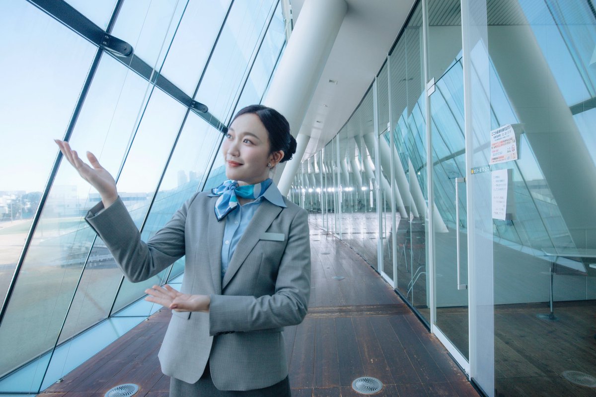 #AndaiKuBukanIdolaJKT48 
Cocok gaa jadi pramugari 🥺?