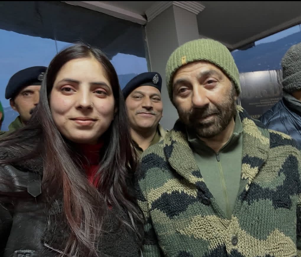 Tomorrow will be lucky day for some Fans ❤️❤️❤️