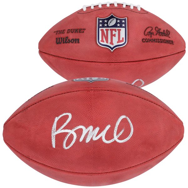 312SportsCards1's tweet image. Alright it’s the biggest football game of the year &amp;amp; @TheBigsMedia has you covered! We’re giving away a SIGNED Rome Odunze 🏈 to 1 lucky fan 🔥 #NFL #SuperBowlLX 

To Enter:
1️⃣ Like &amp;amp; RT 👍
2️⃣ Follow Both of Us 🤝
⏰ Winner announced 2/11