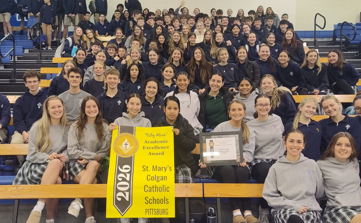 StMCPrincipal's tweet image. Proud of our students and staff! Academic Excellence Award recipient! Faith. Tradition. EXCELLENCE.