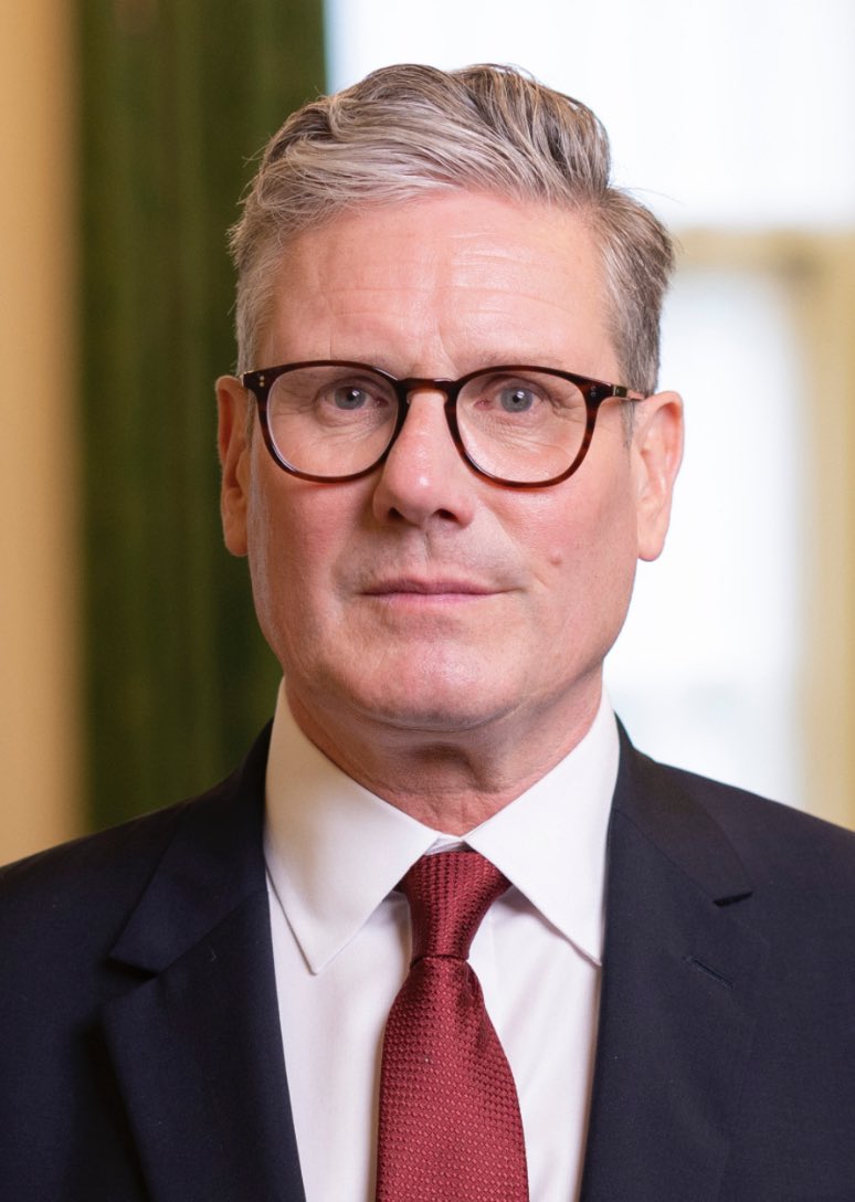 WiltonRedfield's tweet photo. After failed left wing leadership crumbling labour in the polls, Keir Starmer RESIGNED from Corbyn’s shadow cabinet. https://t.co/O2t4rS612C