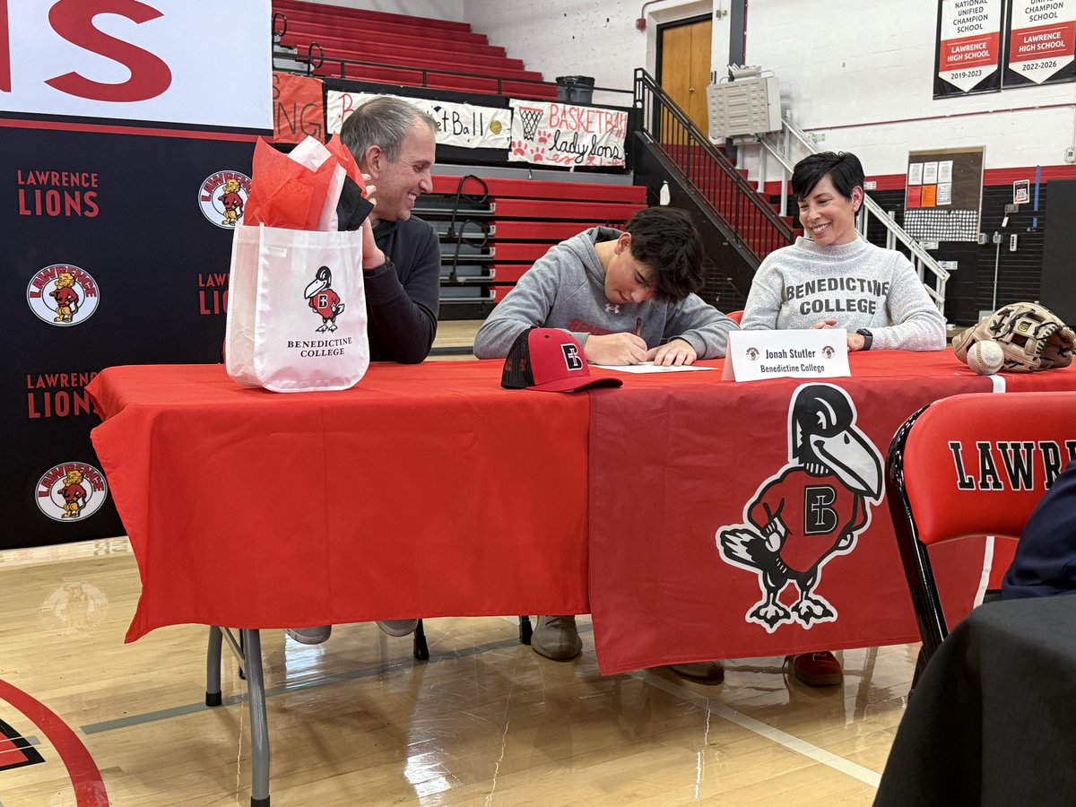 Law HS Athletics tweet media