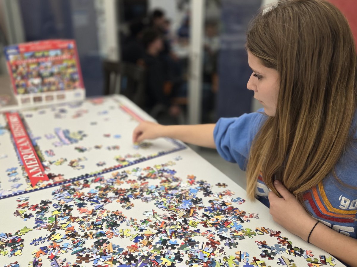 Hall Middle School tweet media