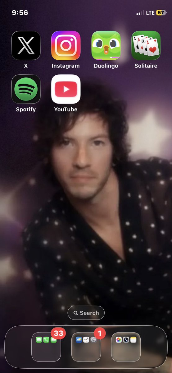 bro i forgot i made THIS my damn phone background and jumpscared myself going down the stairs during passing period