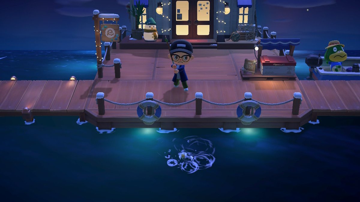 🏝 Pour réduire ta consommation d’appâts, tu peux entrer dans l’hôtel puis en ressortir — cette manipulation réinitialise les poissons présents dans l’eau !