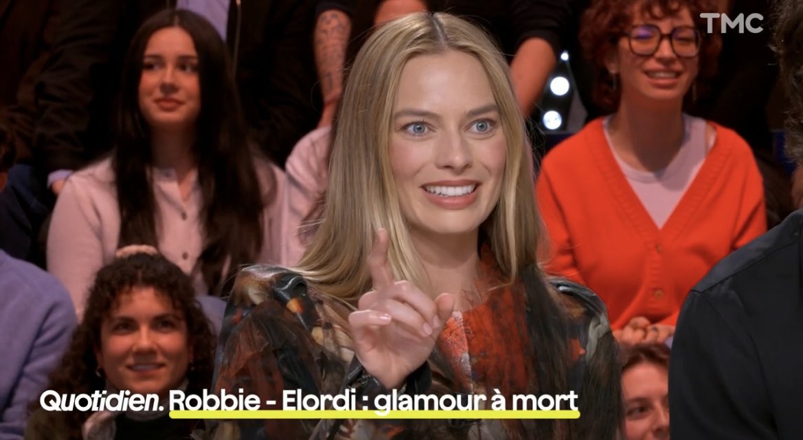 exesmcrae's tweet photo. margot robbie est trop belle 😍 

#Quotidien #hurlevent https://t.co/o9EDTWHxTc