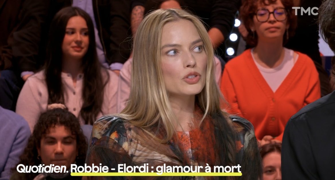 exesmcrae's tweet photo. margot robbie est trop belle 😍 

#Quotidien #hurlevent https://t.co/o9EDTWHxTc