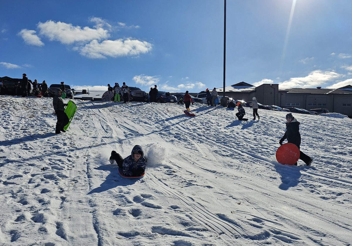 Rachel Ryan Hartley tweet media