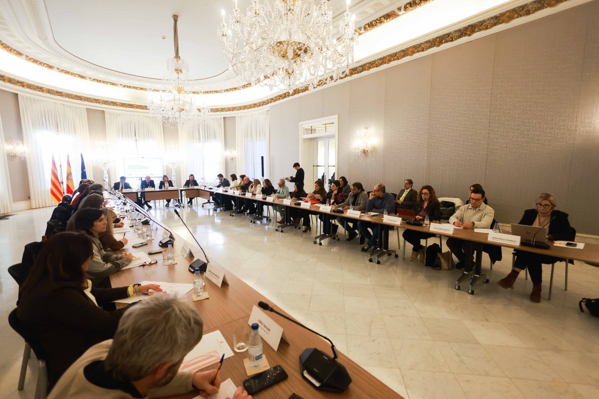 Eva Menor tweet media