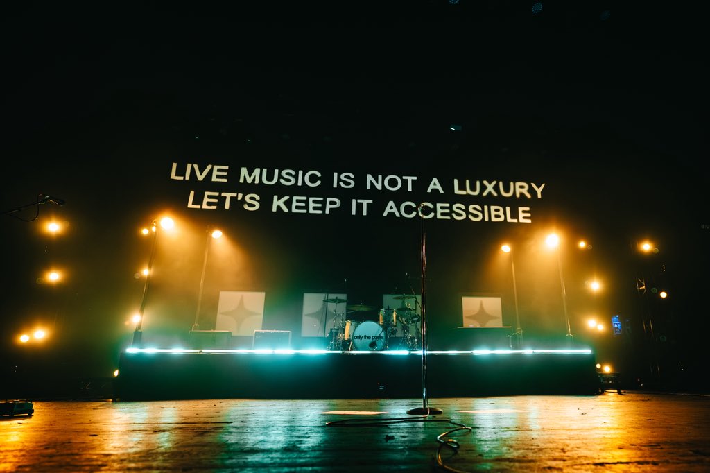 alisa 🎞️ ✦✦✦✦ tweet media