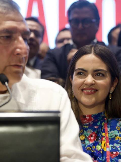 Vicente_Galvez's tweet image. 🚨 Nueva fractura en Morena, ahora en Chihuahua.

El alcalde de Cd.Juárez, Cruz Pérez Cuéllar, le para un alto al defenestrado Adán Augusto López y sus pretenciones de imponer a la senadora Andrea Chávez como candidata a la gubernatura de la entidad… 👇