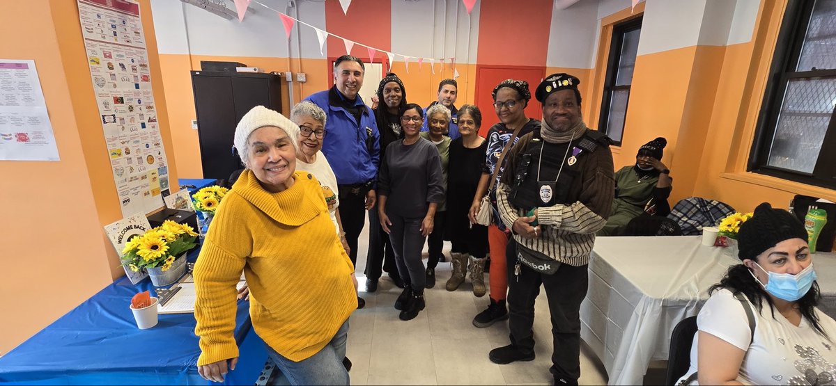 NYPD 76th Precinct tweet media