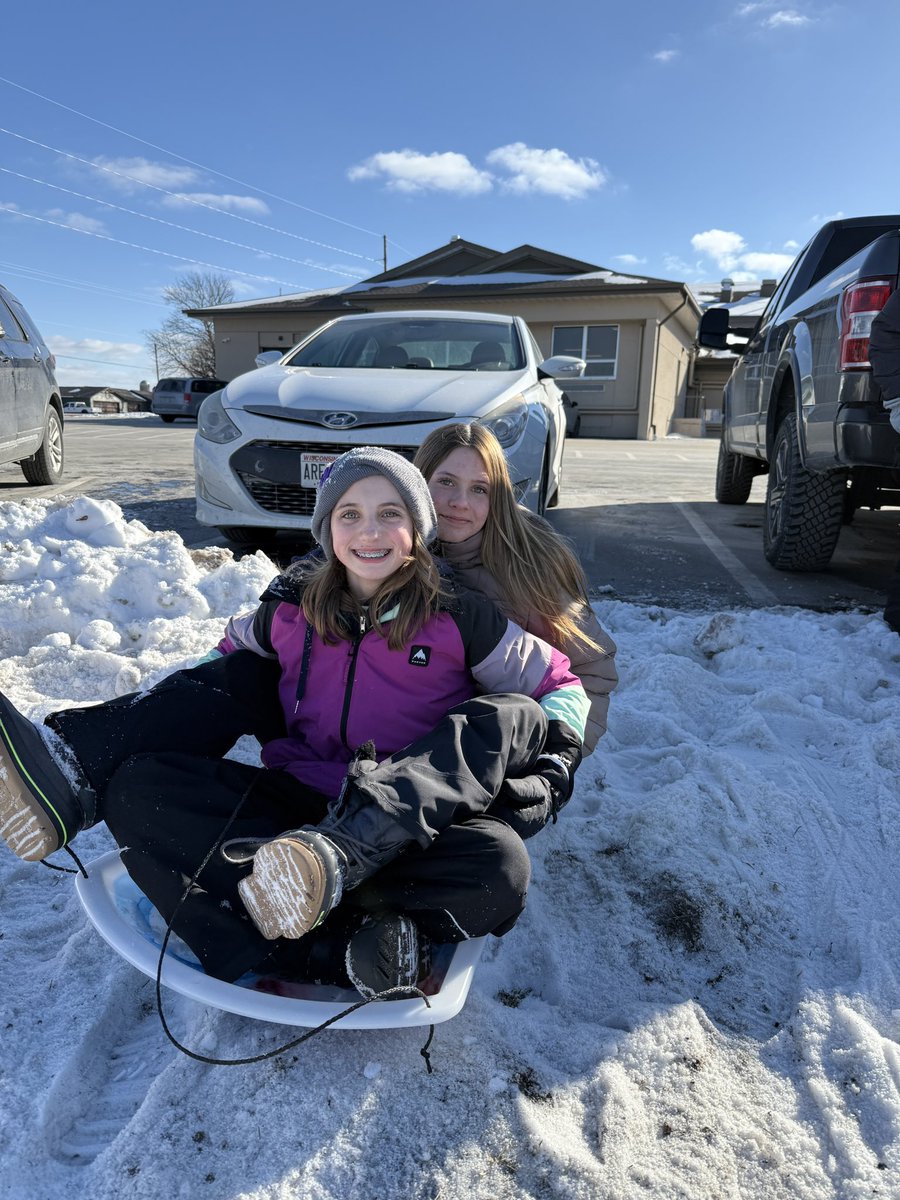 Maggie Simenson tweet media