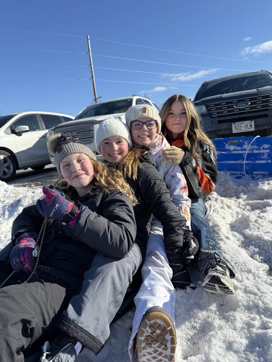 Maggie Simenson tweet media