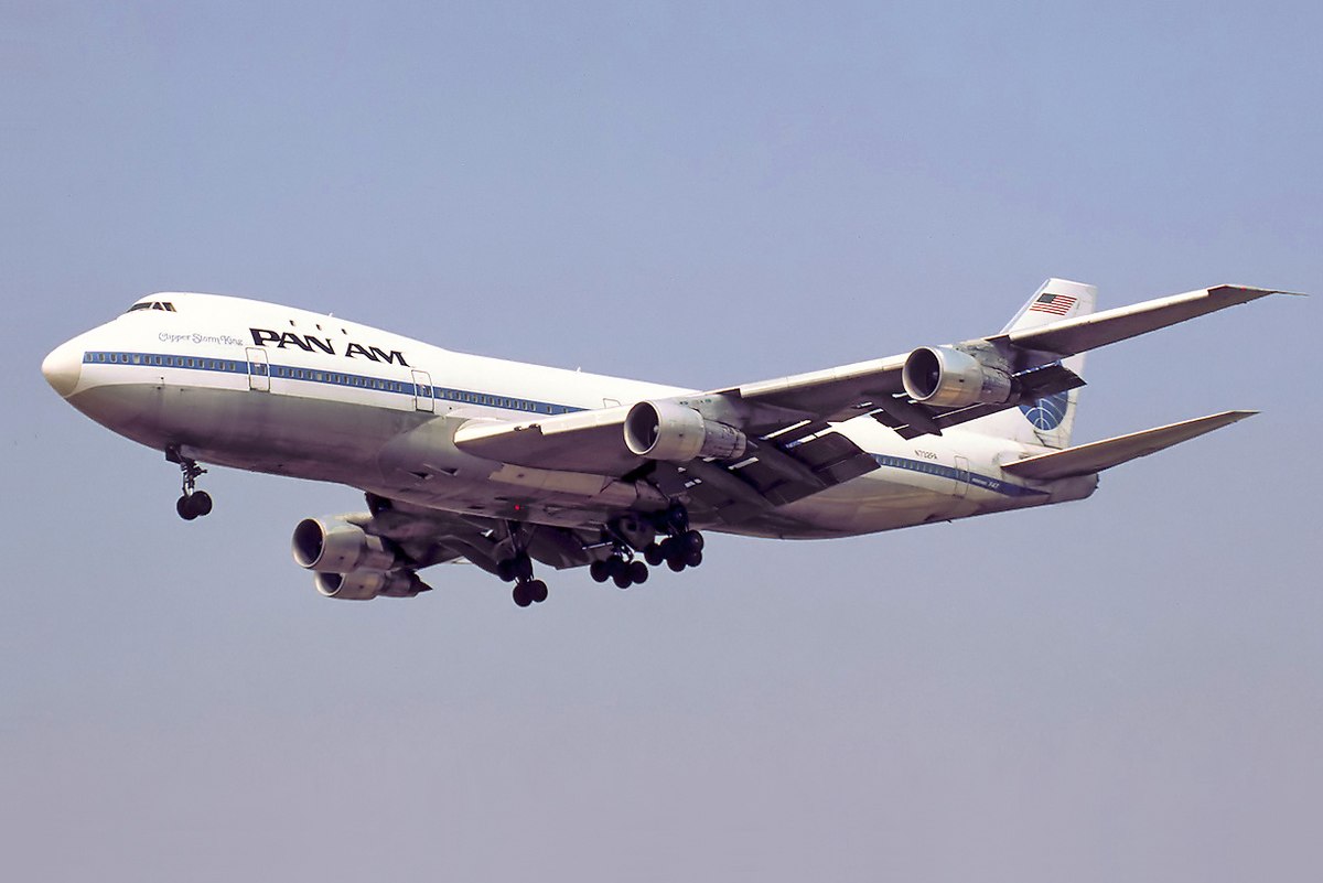 URDailyHistory's tweet image. 9 Feb 1969: The first flight of Boeing's 747 airplane occurs. It was a test flight, flown by Jack Waddell and Brien Wygle. #fly #History #OTD #ad amzn.to/3cUZhNO