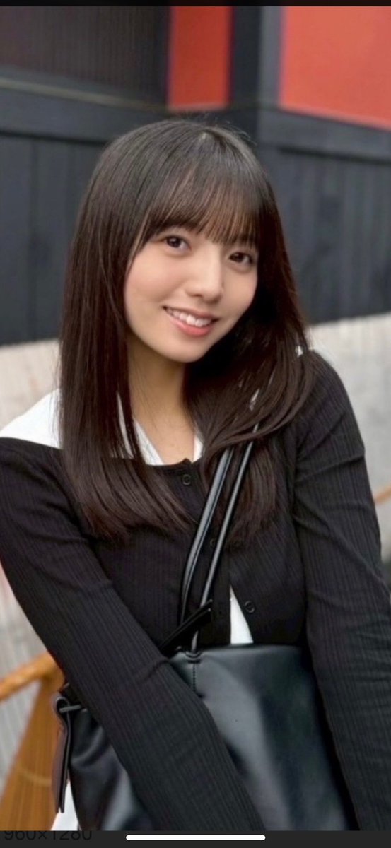 houritsuyotchan's tweet photo. #sparkarevolution
フルサイズ披露を配信で観ました。安心して聴いていられたし、何より3色の素敵な声に癒されました。
#40thSGミニライブ
#林瑠奈
#中西アルノ
#海邉朱莉
#歌姫たちの競演 https://t.co/OSAZWe4LkL