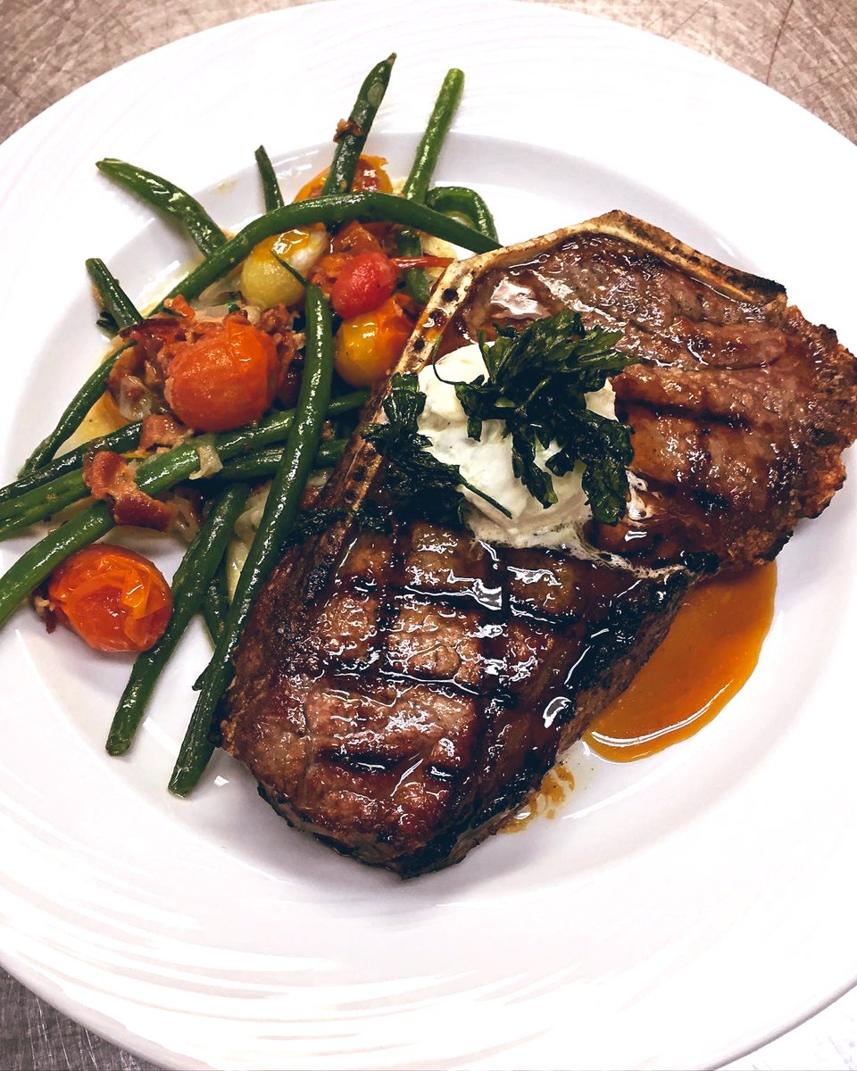 PatioGrillChef's tweet photo. Fire up the grill for a Bone-in Strip Steak. Top it with whipped steak butter and demi-glace. Served with French green beans and applewood bacon. Demi-glace recipe coming soon. See Recipe link in comments. 
#GrillMaster
#SteakLover
#recipe 
#DinnerInspiration
#Foodie
#SteakNight https://t.co/mfqfarWs43