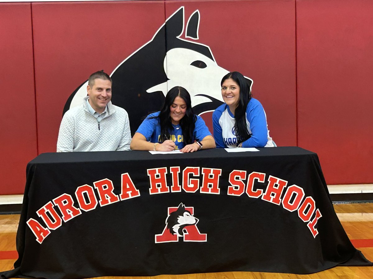 Aurora Husky Softball tweet media