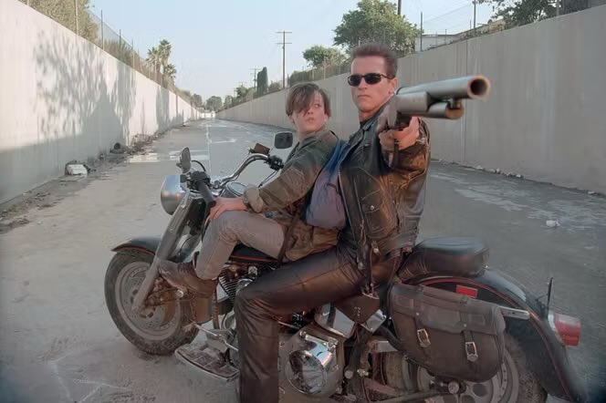 BaguetteWeapons's tweet photo. Will forever be grateful for my father being irresponsible and introducing me to the kind of movies you don’t show to a kid who doesn’t know how to read yet https://t.co/KFgZJIDHu4