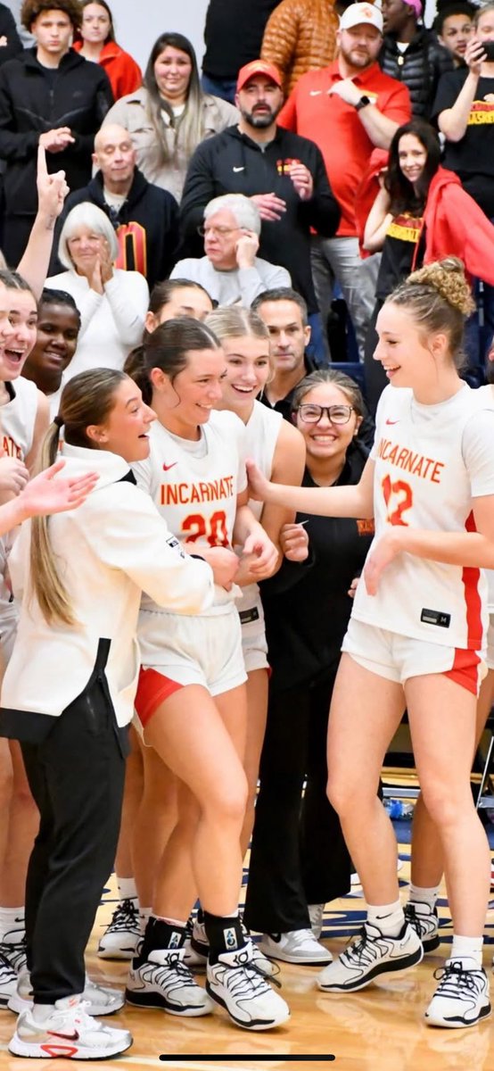 WUhoops's tweet image. Happy National Girls and Women in sports day to my baller, my world! She’s loves her teammates so much! She loves this great game! I Love her so much and super proud of her! @PeytonOlufson #girldad