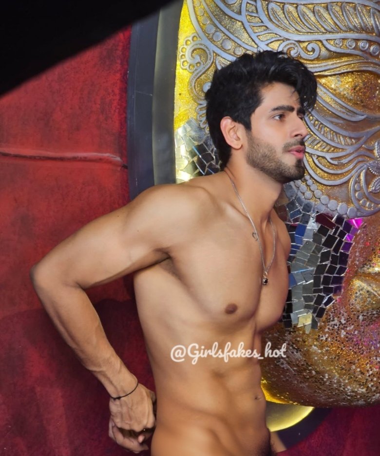 Fakes Maker tweet media