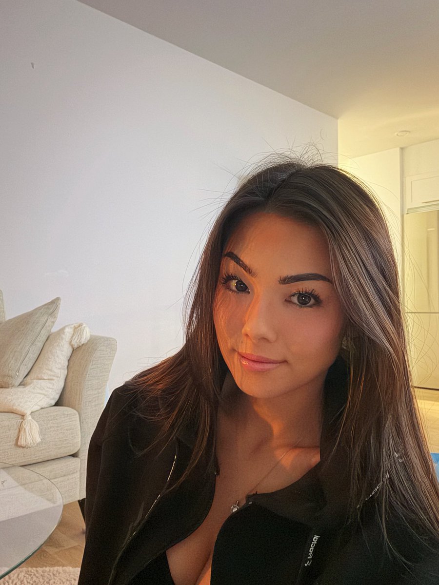 MichelleR tweet media